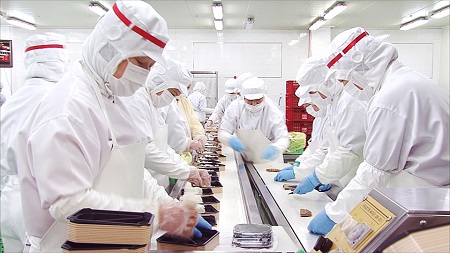 1130-CU.jpg 1130-CU.jpg