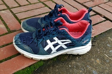 1214-아식스.jpg 1214-아식스.jpg