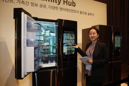 삼성전자, IoT 기술부터 정온냉동까지 갖춘 '혁신' 끝판왕 '셰프컬렉션' 냉장고 공개 (4).jpg 삼성전자, IoT 기술부터 정온냉동까지 갖춘 '혁신' 끝판왕 '셰프컬렉션' 냉장고 공개 (4).jpg