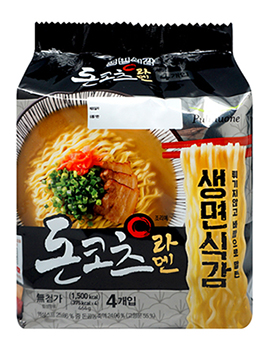 사진1_풀무원 생면식감 돈코츠라멘 (4입 정면).jpg