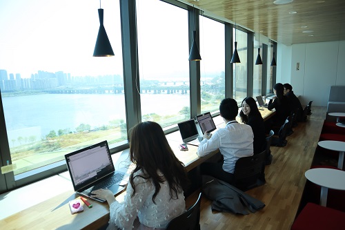 (사진2) 2018 WITH 컨퍼런스.JPG