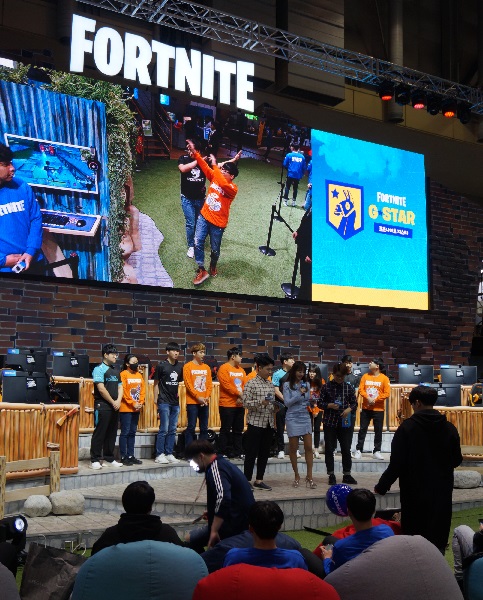 포트나이트.jpg 포트나이트.jpg