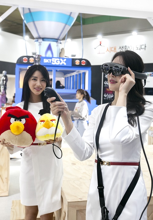SKT, &lsquo;월드 IT쇼 2019&rsquo;서 혁신적 5G 선보여-6.jpg