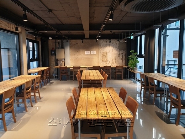 탐탐 공부공간.jpg 탐탐 공부공간.jpg