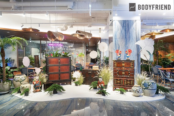 천년의약속전 본사 카페