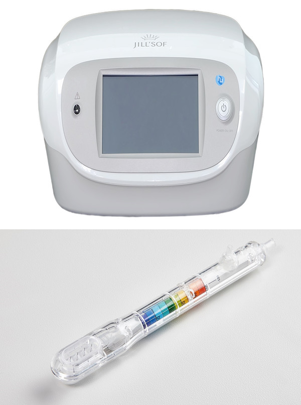 여성용 의료기기 '질 소프(위)'와 질 소프 전용 니들인 '브이니들(아래)'