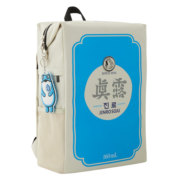 ▲진로 팩소주 모양의 백팩