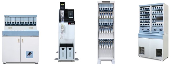 ▲자동화 조제기기. (왼쪽부터) 특수형태 정제 자동포장기기 ATDPS DEN, 최신식 자동화 파우치 검수솔루션 VIZEN EX, 바이알 포장 조제기 JV-CA40, 블리스터카드 포장 조제기 DOB