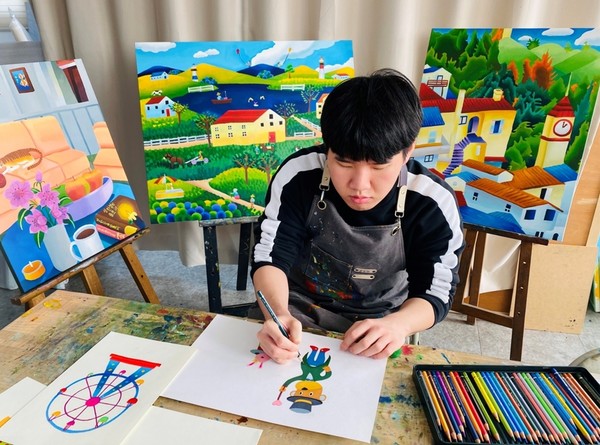 ▲ ‘아이! 깨끗해 리미티드 에디션 시즌3’ 디자인에 참여한 김승현 작가