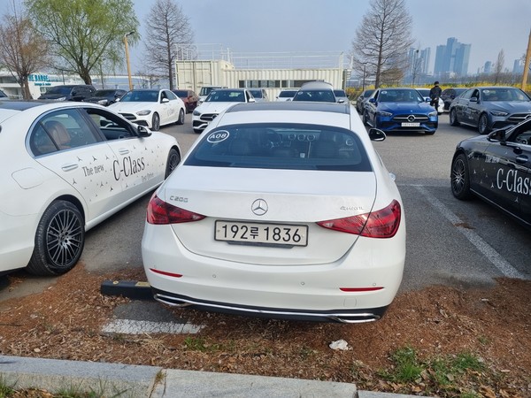 ▲C200 아방가르드