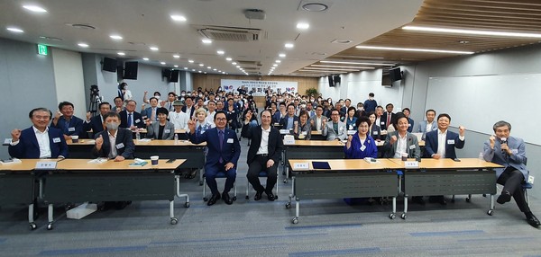 ▲ 백강포럼 7월 오프라인 강연 현장