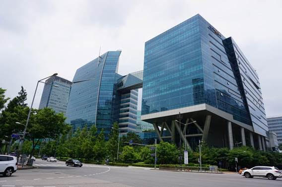 ▲그라비티 본사가 위치한 마포구의 한 빌딩.