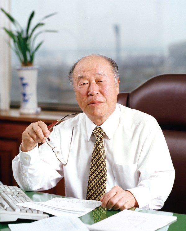 ▲대웅제약 창업주인 석천 윤영환 명예회장