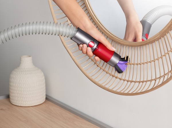 ▲다이슨의 새로운 스크래치_프리 더스팅 브러쉬