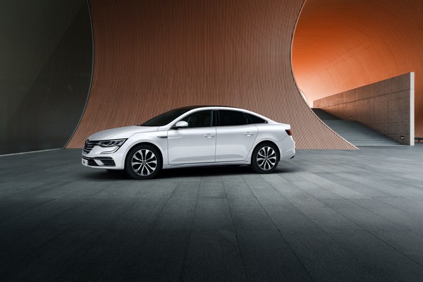 ▲르노코리아 'SM6'