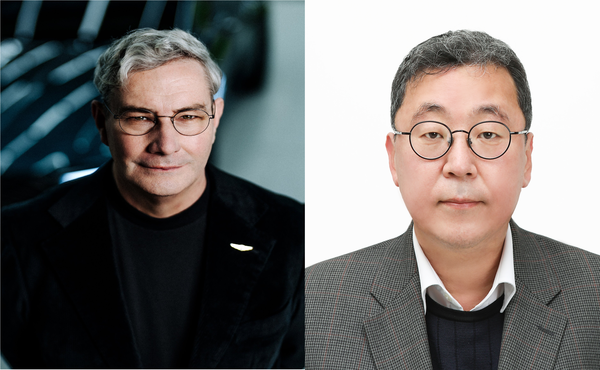 ▲  루크 동커볼케(Luc Donckerwolke) 현대자동차그룹 CCO(왼쪽), 이규복 현대글로비스 대표