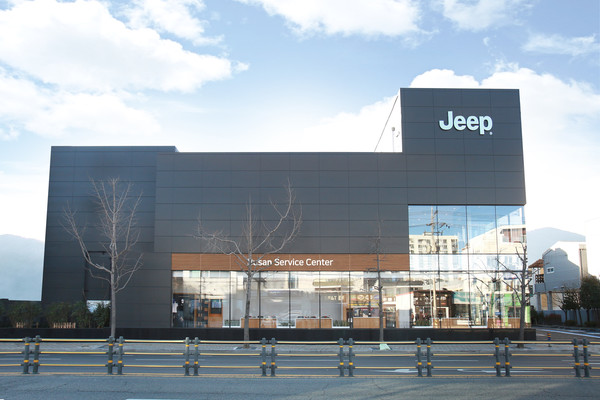 ▲새롭게 확장 이전한 부산 지프 서비스센터.