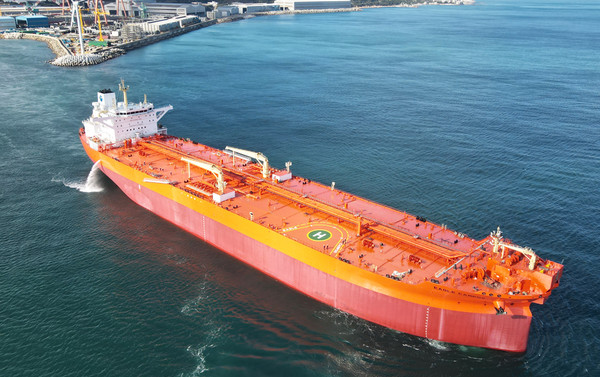 ▲조선업계에서는 후판 가격이 다시 인상돼 원가 부담이 심해지지 않을까 우려하고 있다. [출처-현대중공업]