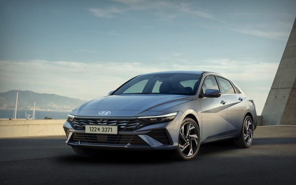 ▲현대차 더 뉴 아반떼 디자인.