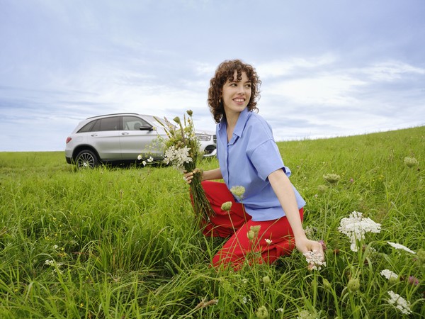 ▲벤츠코리아가 출범 20주년을 기념해 '봄맞이 서비스 캠페인'을 진행한다.