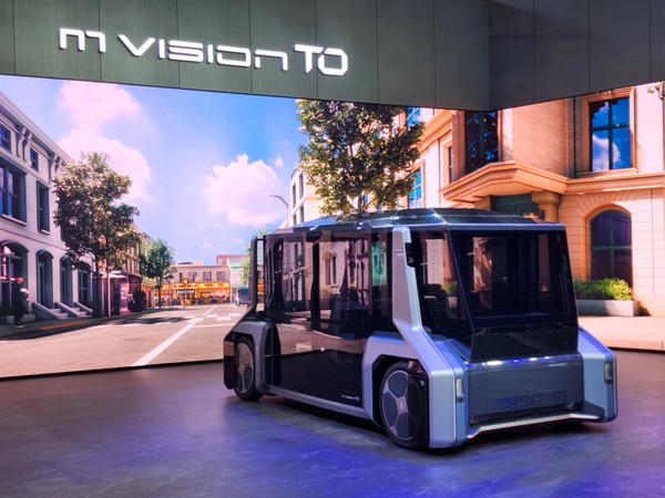 ▲CES에서 호평받았던 엠비전 TO가 관람객들을 맞이한다.