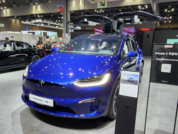 ▲테슬라 모델 X.