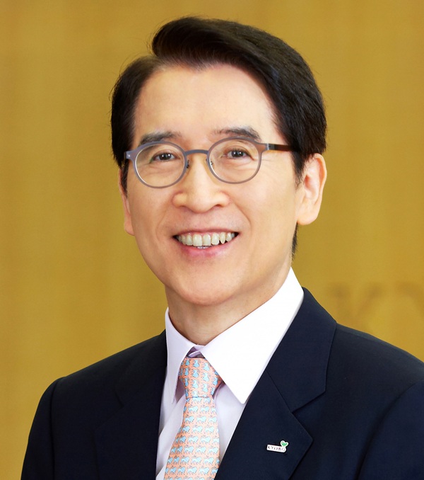 ▲ 신창재 교보생명 회장