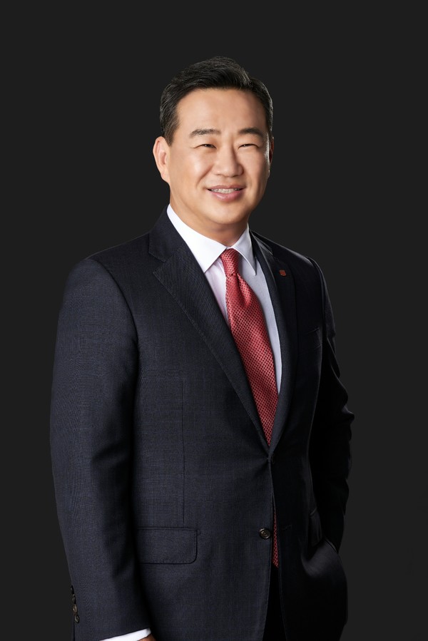 ▲김상현 롯데유통군 총괄대표 부회장 프로필. 사진=롯데 유통군 HQ