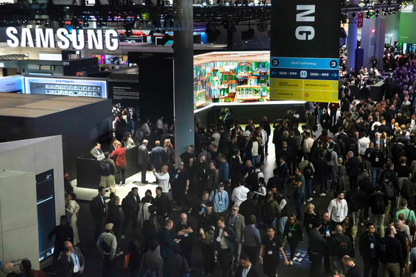 ▲ISE 2025 삼성전자 전시장 전경 사진