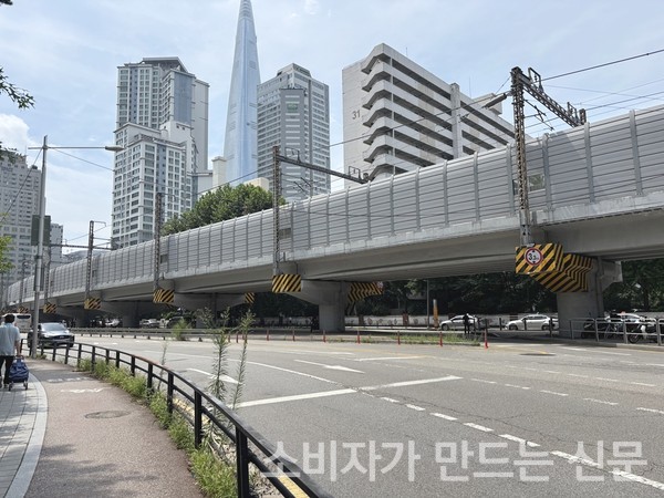 ▲잠실나루역에서 잠실 르엘까지 이동하는 도보 풍경