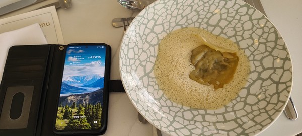 ▲안 씨가 3시 넘어서야 점심을 먹은 날 찍은 점심 사진.