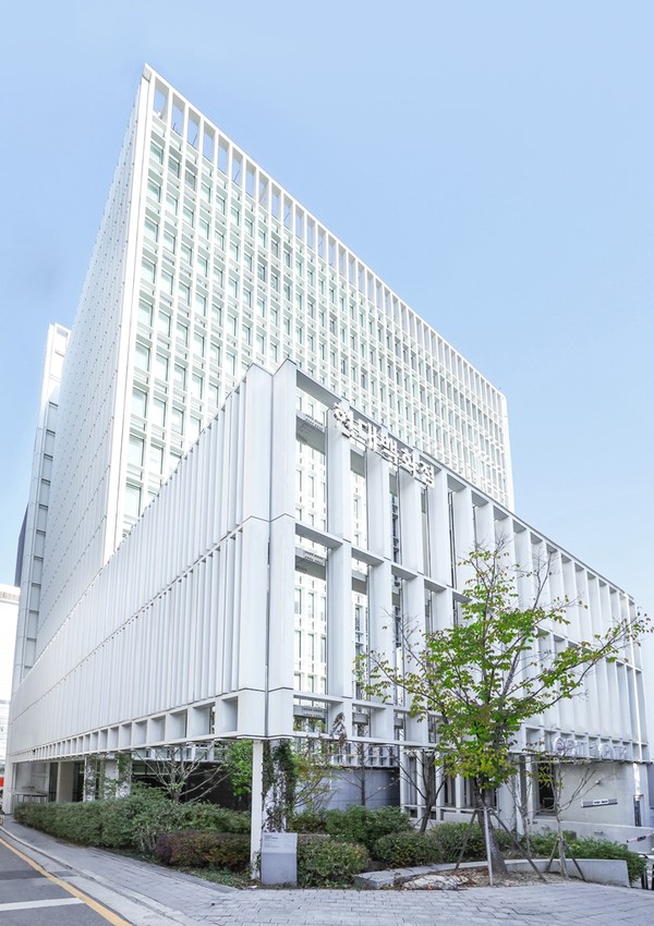 ▲현대백화점그룹 본사 사옥 전경. 사진=현대백화점그룹