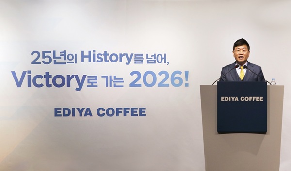 ▲문창기 이디야커피 회장