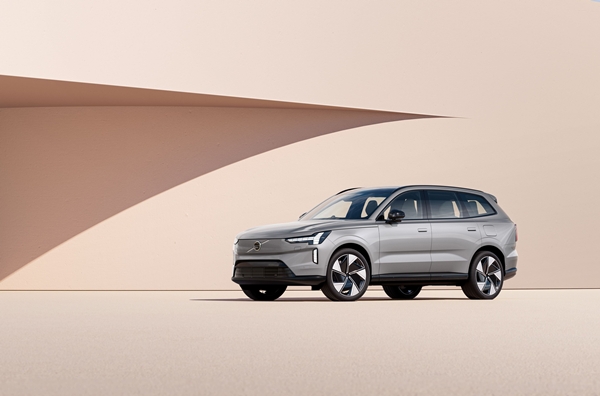 ▲볼보 전기 플래그십 SUV 'EX90'