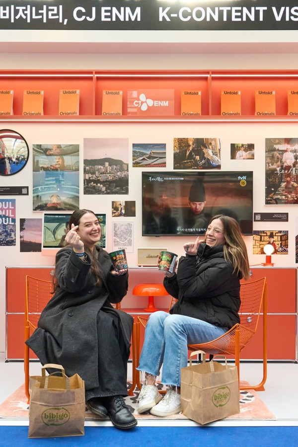 ▲CJ가 밀라노 코리아하우스 홍보관에 CJ ENM 콘텐츠들을 활용한 K콘텐츠 체험존을 선보였다. 사진=CJ